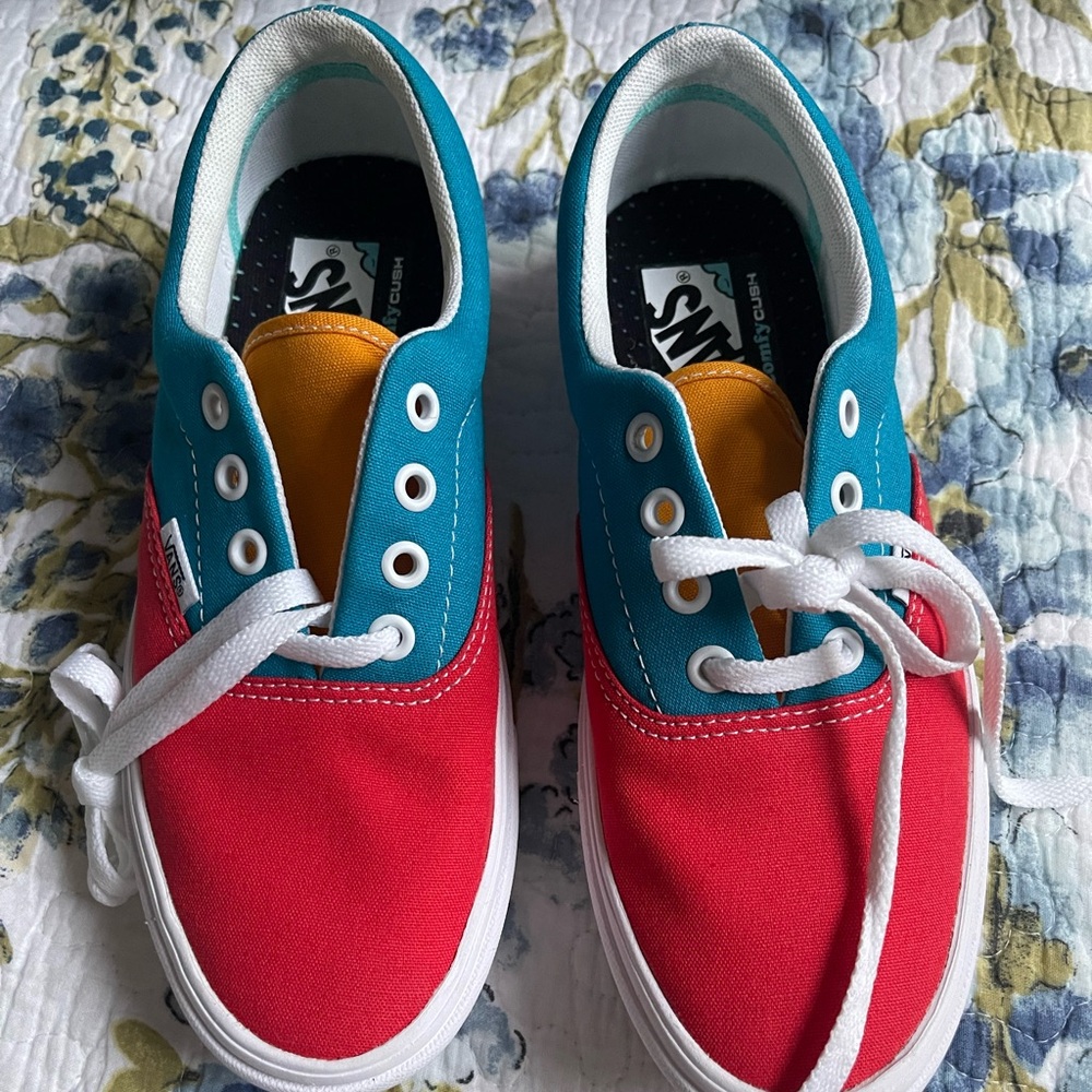 Women’s size 7 vans